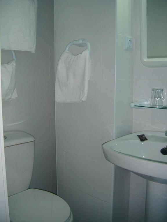 Puerta Del Sol Rooms Madrid Room photo