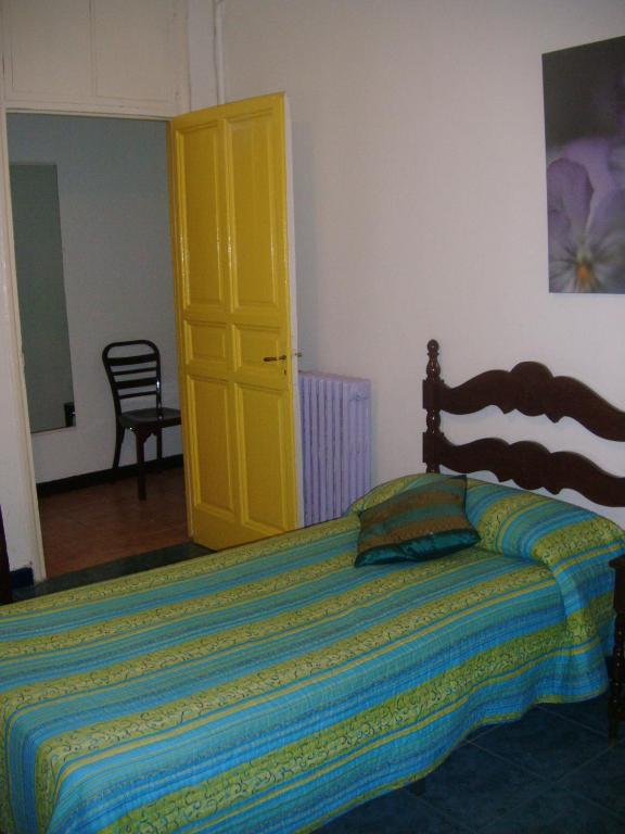 Puerta Del Sol Rooms Madrid Room photo